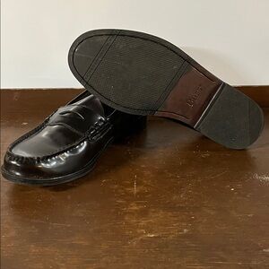 Bass Men's Classic Brown Loafers